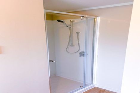 Photo of property in 29 Golf Road, New Lynn, Auckland, 0600