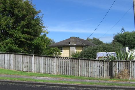 Photo of property in 8 Bittern Place, Henderson, Auckland, 0610