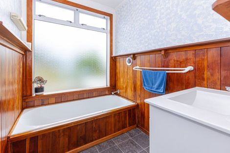 Photo of property in 30 White Street, Whanganui East, Whanganui, 4500