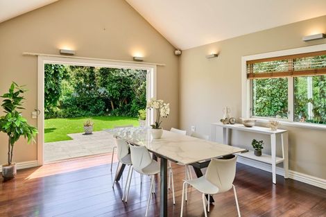 Photo of property in 5 Cheviot Road, Lowry Bay, Lower Hutt, 5013