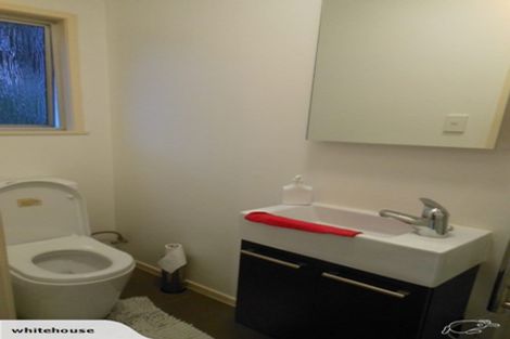 Photo of property in 17 Prestige Place, Castor Bay, Auckland, 0620