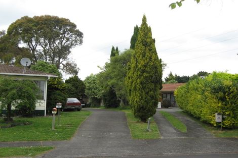 Photo of property in 2/10 Gloaming Place, Conifer Grove, Takanini, 2112