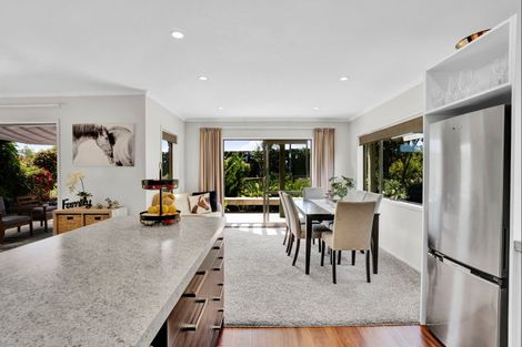 Photo of property in 88 Te Arei Road, Lepperton, New Plymouth, 4373