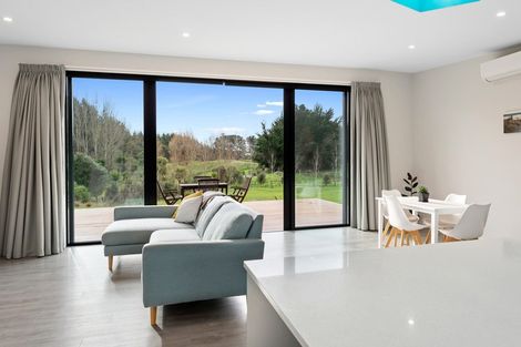 Photo of property in 22 Kristin Place, Manakau, Levin, 5573