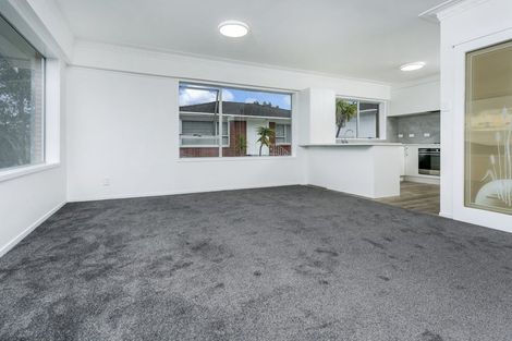 Photo of property in 1/169 Forrest Hill Road, Forrest Hill, Auckland, 0620