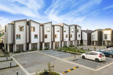 Photo of property in 5/30b Westgate Drive, Massey, Auckland, 0614