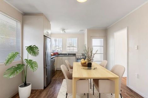 Photo of property in 53 Helena Street, Massey, Auckland, 0614