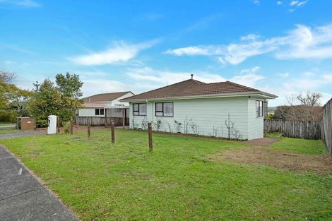 Photo of property in 12 Merida Place, Unsworth Heights, Auckland, 0632
