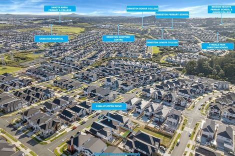 Photo of property in 6 Ballyliffin Drive, Flat Bush, Auckland, 2019