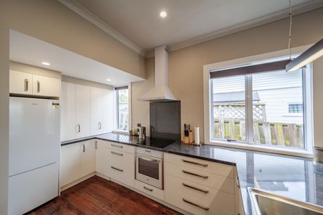 Photo of property in 8 Nelson Street, Waipukurau, 4200