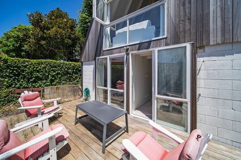 Photo of property in 5/20 Selwyn Road, Cockle Bay, Auckland, 2014