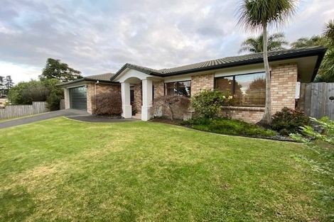 Photo of property in 3 Berkshire Terrace, Massey, Auckland, 0614
