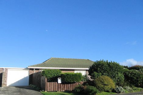 Photo of property in 3a Olive Terrace, Paraparaumu Beach, Paraparaumu, 5032