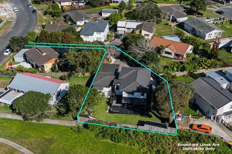 Photo of property in 44 West Harbour Drive, West Harbour, Auckland, 0618