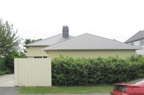 Photo of property in 75 Knowles Street, St Albans, Christchurch, 8052
