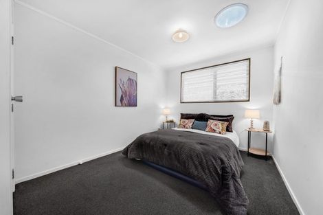 Photo of property in 1/52 Butterworth Drive, Glendene, Auckland, 0602