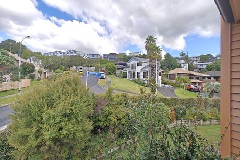 Photo of property in 1 Glenreagh Place, Torbay, Auckland, 0630