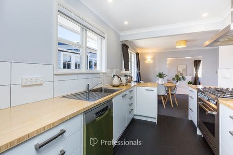 Photo of property in 19 Victoria Street, Ebdentown, Upper Hutt, 5018