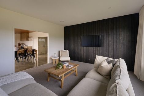 Photo of property in 44 Rangitahi Road, Raglan, 3225