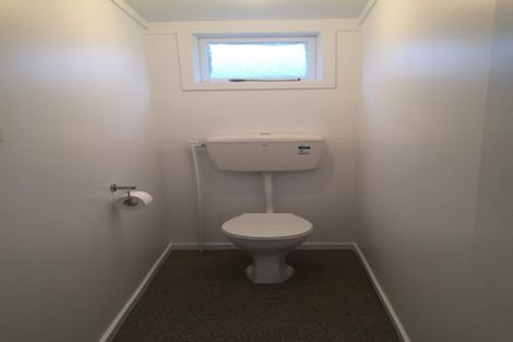 Photo of property in 104 Centennial Avenue, Waitara, 4320