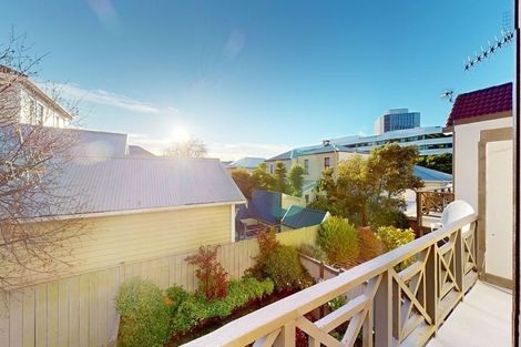 Photo of property in 12 George Street, Thorndon, Wellington, 6011