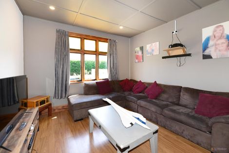 Photo of property in 19 Mount John Road, Waimate, 7977