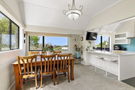 Photo of property in 6 Malda Grove, Khandallah, Wellington, 6035