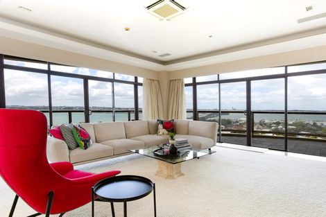 Photo of property in Shangri La Apartments, 5/97 Jervois Road, Herne Bay, Auckland, 1011