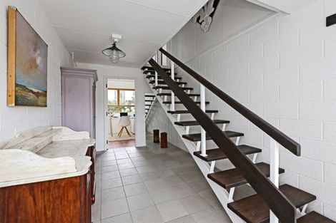 Photo of property in 2/205 Knight Street, Hastings, 4122