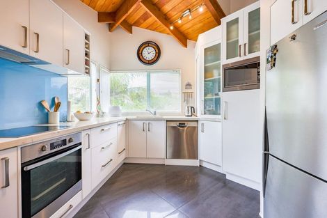 Photo of property in 41 Hythe Terrace, Mairangi Bay, Auckland, 0630