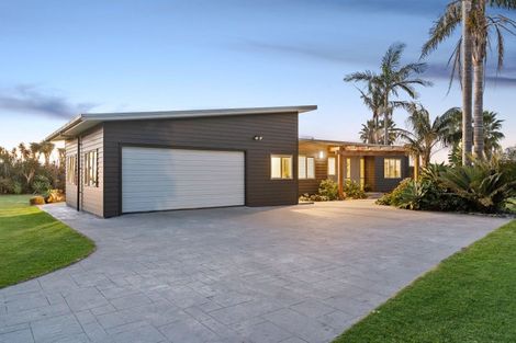 Photo of property in 650 One Tree Point Road, Ruakaka, Whangarei, 0171