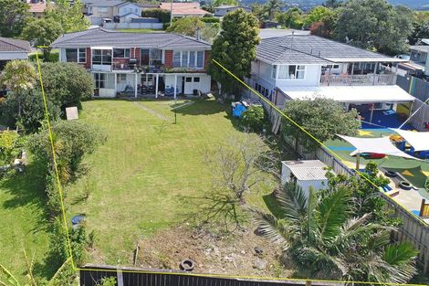 Photo of property in 4247 Great North Road, Glendene, Auckland, 0602