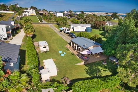 Photo of property in 15 Kanuka Place, Mangawhai Heads, Mangawhai, 0505