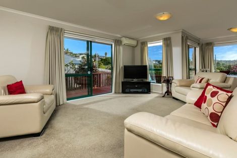 Photo of property in 7 Roberta Crescent, Orewa, 0931