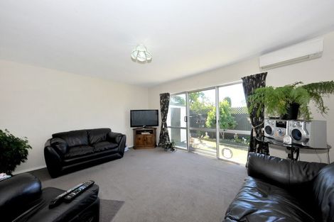 Photo of property in 3/76 Nursery Road, Phillipstown, Christchurch, 8011