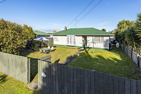 Photo of property in 1/19 Rollerson Street, Papakura, 2110