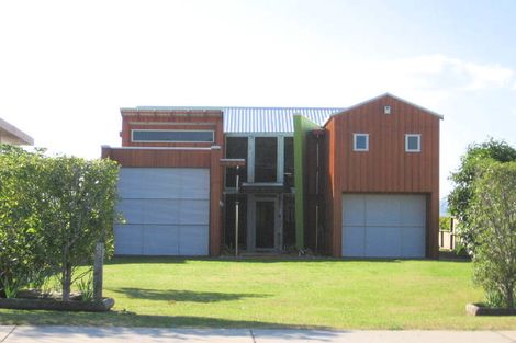 Photo of property in 85 Captain Cook Road, Cooks Beach, Whitianga, 3591