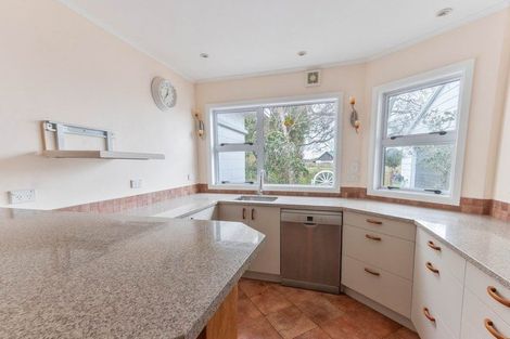 Photo of property in 60a Skerman Street, Marton, 4710