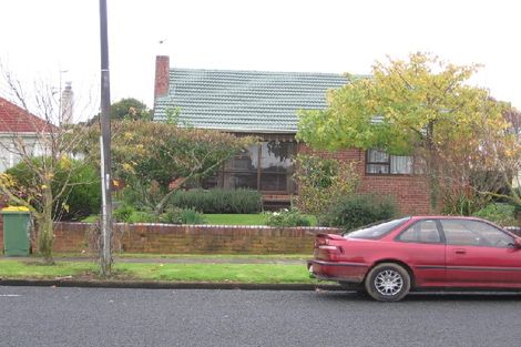 Photo of property in 7 Maxwell Avenue, Papatoetoe, Auckland, 2025