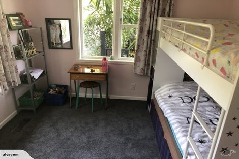 Photo of property in 66 Heathcote Road, Castor Bay, Auckland, 0620