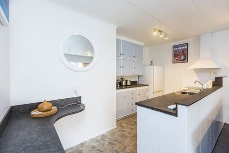 Photo of property in 2/528 Fergusson Drive, Trentham, Upper Hutt, 5018