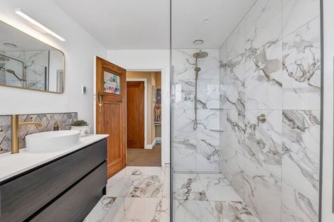 Photo of property in 16 Glen Almond Street, New Plymouth, 4310