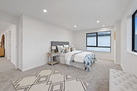 Photo of property in 42c Takutai Avenue, Half Moon Bay, Auckland, 2012