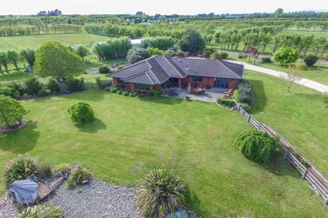 Photo of property in 142 Merton Road, Fernside, Rangiora, 7471