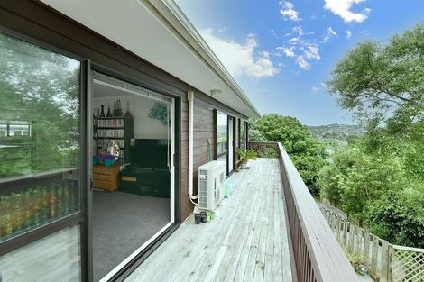 Photo of property in 4b Kathy Terrace, Stanmore Bay, Whangaparaoa, 0932