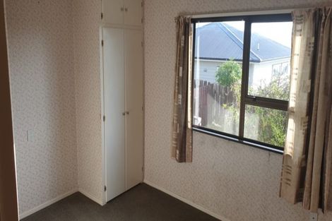 Photo of property in 20 Rice Crescent, Newlands, Wellington, 6037