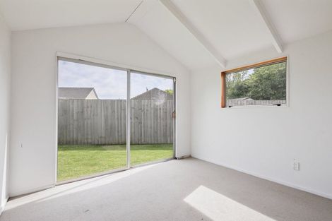 Photo of property in 4 Allison Place, Shirley, Christchurch, 8013