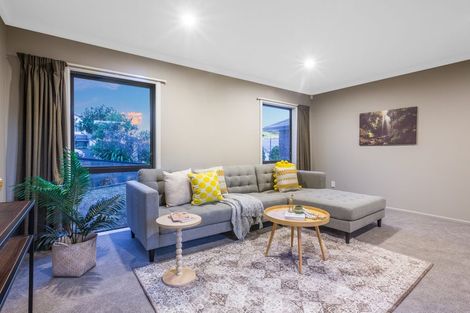 Photo of property in 123 Te Puia Drive, Aotea, Porirua, 5024