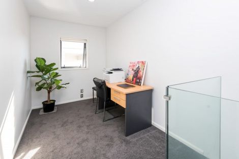 Photo of property in 2/5 Cook Street, Howick, Auckland, 2014
