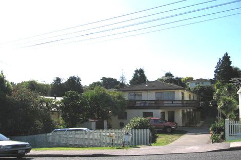 Photo of property in 2/7 Killarney Avenue, Torbay, Auckland, 0630
